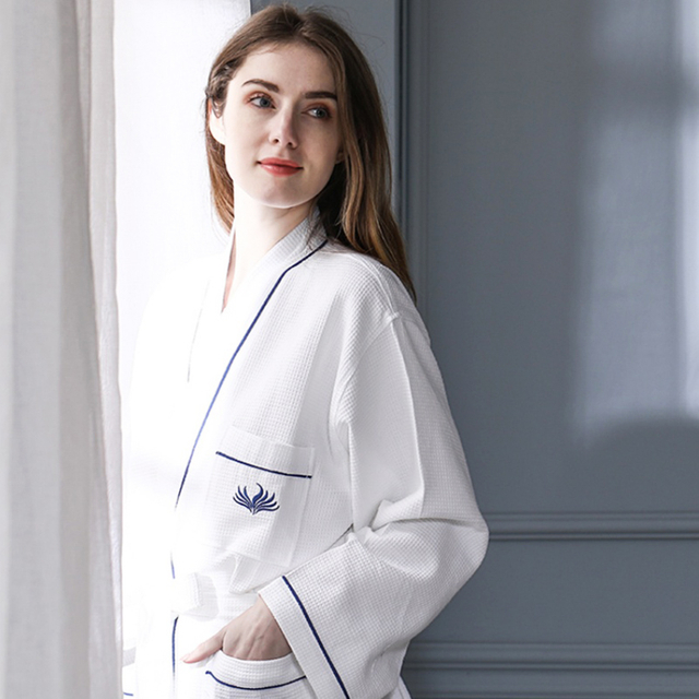 High Quality Hotel Spa Supplies 100 Cotton Waffle Bathrobe for Sale