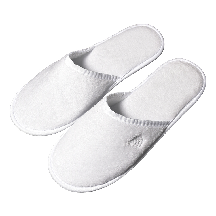 Four Season Disposable Slippers for Hotel Guests