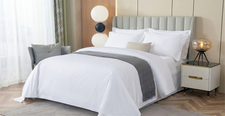 WHITE BEDDING SET.jpg