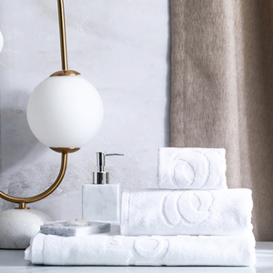 Cheap Price Hotel Luxury White Jacquard Exact Size Bath Towel Set