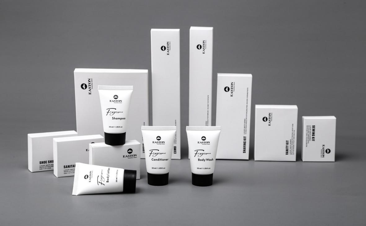 hotel luxury white amenities set