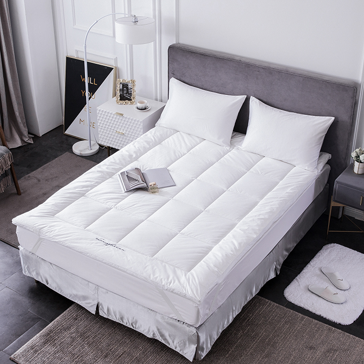 7 Features of Luxury Hotel Mattress Toppers for 5-Star Sleep Comfort
